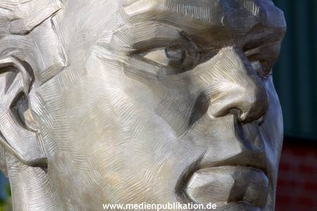 Schmeling Denkmal 21052010 152