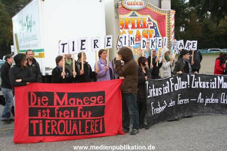 Circus Krone Demo 15092011 003