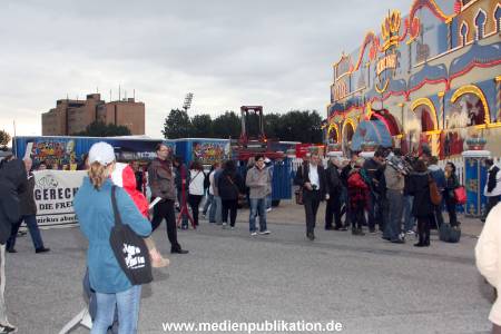 Circus Krone Demo 15092011 008
