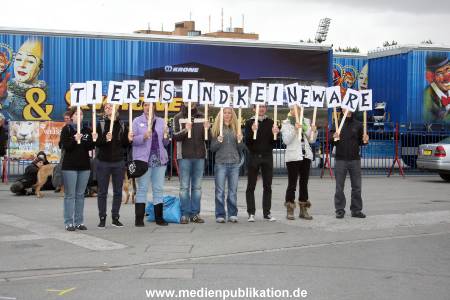 Circus Krone Demo 15092011 009