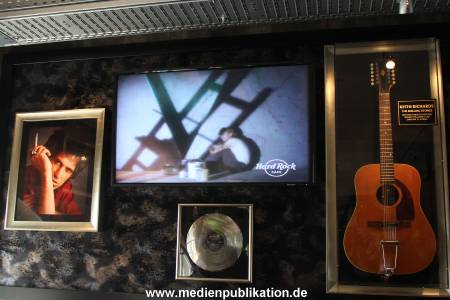 Hardrock Cafe 03082011 075