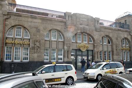 Hardrock Cafe 03082011 091