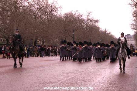 N0559 London 2001