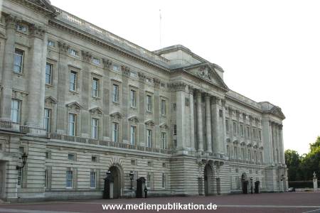 london 2003 palace 001