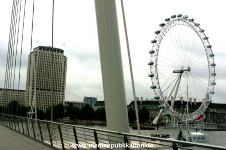 london 2003 eye 001