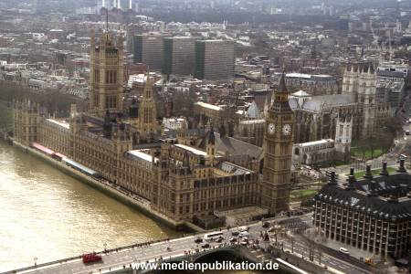 N0719 London 2001