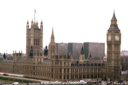 N0733 London 2001