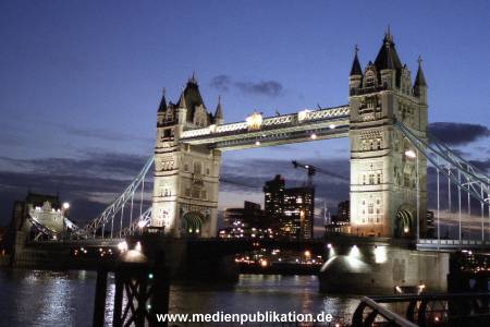 N0753 London 2001