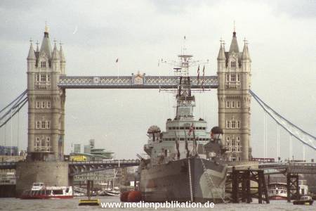 N0774 London 2001