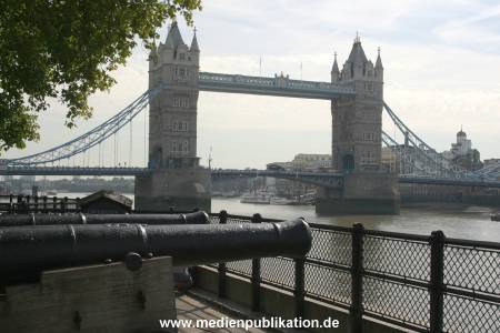london 2003 towerbridge 007