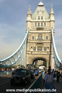 london 2003 towerbridge 015