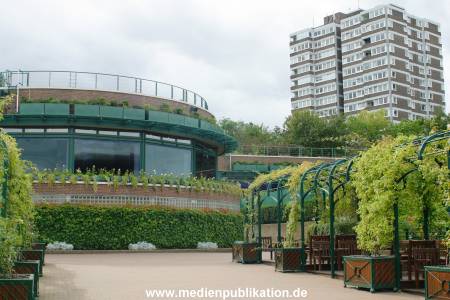 London 2004 250