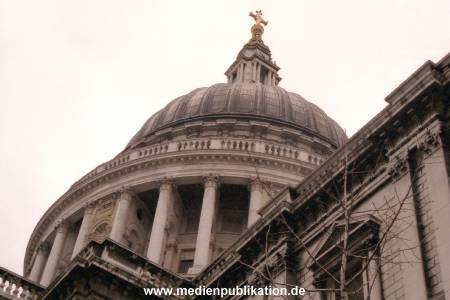 N0634a London 2001