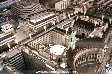 N0712 London 2001