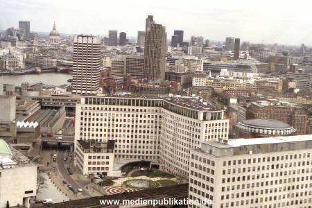 N0727 London 2001
