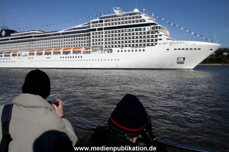 Magnifica Einlauf 05032010 012