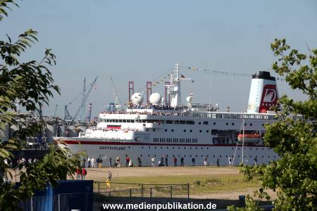 MS Deutschland 15082012 008