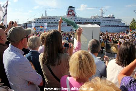 MS Deutschland 15082012 012