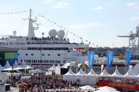 MS Deutschland 15082012 020