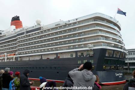 Queen Elisabeth 08012012 011