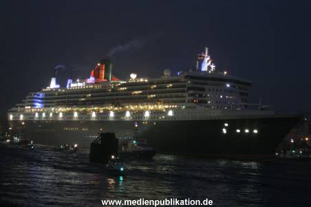 QM2 Ankunft 01082005 007