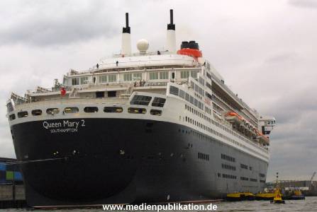 QM2 Anleger 01082005 004