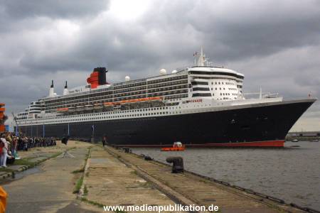 QM2 Anleger 01082005 015