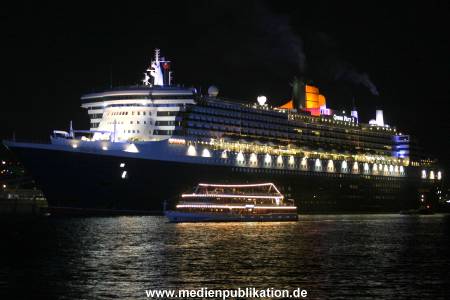 Queen Mary2 31072008 016