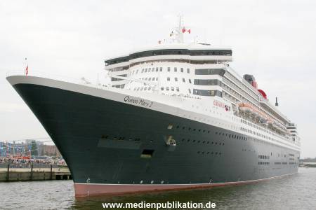 Queen Mary 2 25082006 050