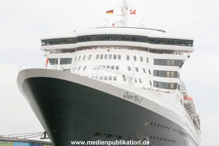 Queen Mary 2 25082006 055