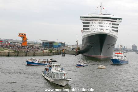 Queen Mary 2 25082006 063