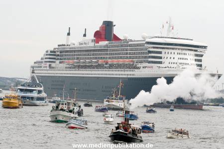 Queen Mary 2 25082006 074