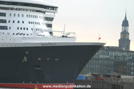 queen mary hamburg 2004 005
