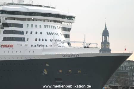 queen mary hamburg 2004 006