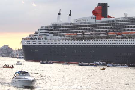 queen mary hamburg 2004 009