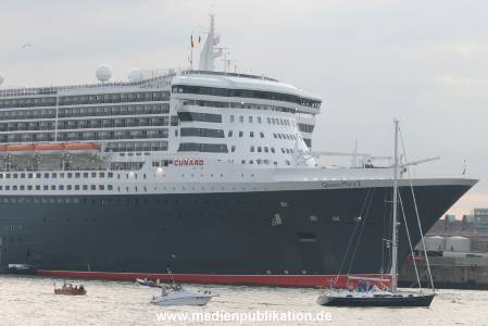 queen mary hamburg 2004 010