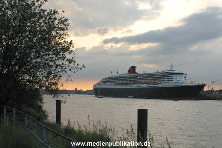 queen mary hamburg 2004 020