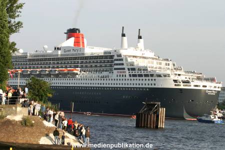 queen mary hamburg 2004 040