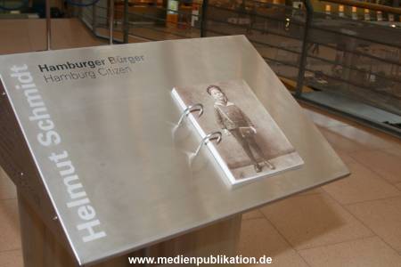 Helmut Schmidt Airport 10112016 003
