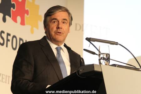Zeit Konferenz 02122011 011