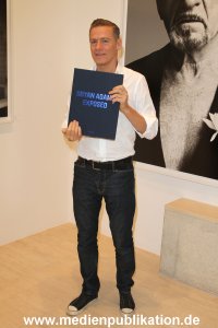 Bryan Adams 01102012 009