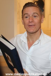 Bryan Adams 01102012 016