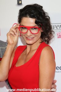 Goldene Bild der Frau 20112014 385