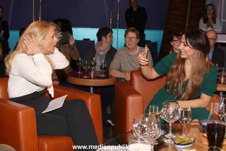 Talkshow 06040218 206