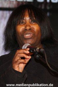 Armatrading 19032010 002