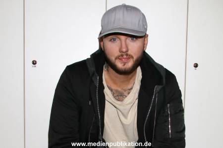 James Arthur 08112016 022