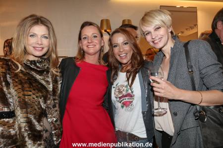 LIUJO Opening 19092013 219