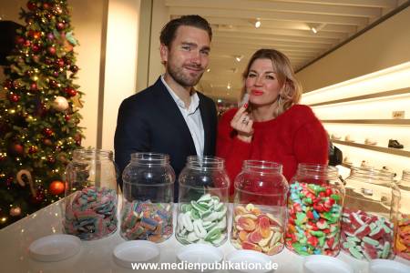 Alsterhaus ChristmasShopping 20112025 774