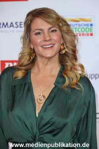 GoldeneBildDerFrau 20112024 713