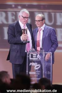 LEA Award 04042016 1169